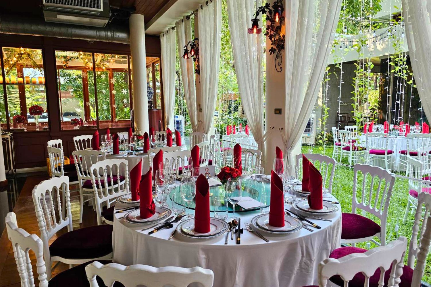 สั่งโต๊ะจีนจัดงานตรุษจีนกับเรา